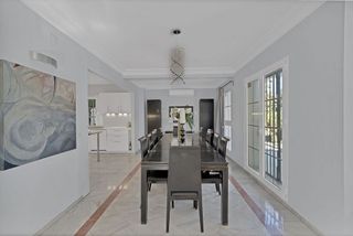 Chalet en alquiler en Los Naranjos - Las Brisas en Marbella