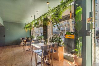 Local comercial en venta en Barri del Mar - Ribes Roges en Vilanova i La Geltrú