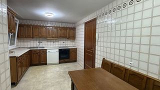 Piso en venta en Ermitagaña - Mendebaldea en Pamplona