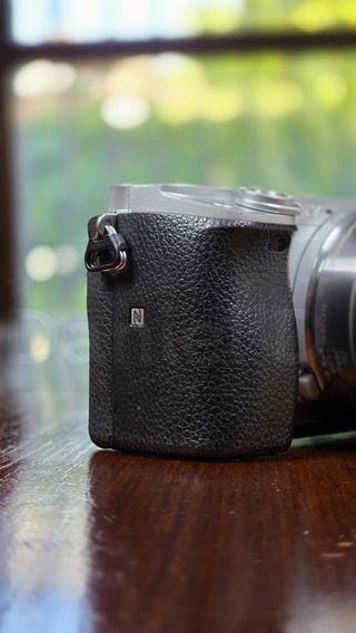 Cámara Sony A6400 Kit + Accesorios