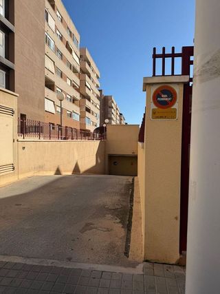Garaje en venta en Ciutat Universitària en Elche