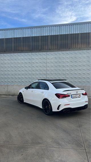 Mercedes-Benz Clase A Sedan 220 4MATIC