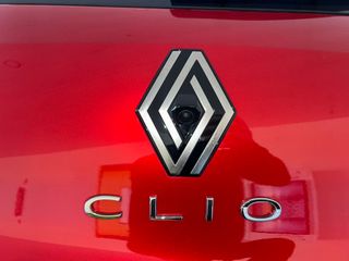 CLIO TECHNO FULL EXTRAS AÑO 2024 13.000KM