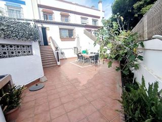 Casa adosada en venta en Montemar en Torremolinos