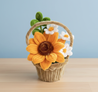 Cestino decorativo con fiori