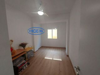 Piso en venta en Carolinas Altas en Alicante