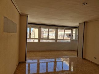 Piso en venta en Este en Castellón de la Plana