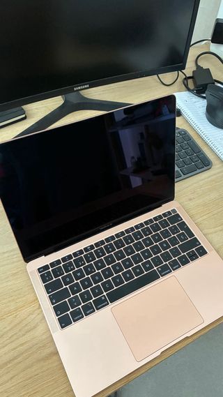 Macbook Air 13” 2019 Oro Rosa