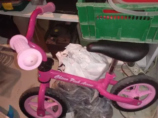 Bicicleta sin pedales Chicco Pink Arrow