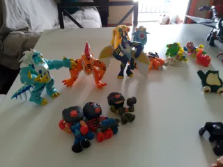 Lote de Muñecos Coleccionables