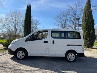 Nissan e-NV200 Combi 5 40 kWh PROFESIONAL