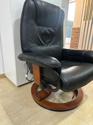 Sillón de piel negro