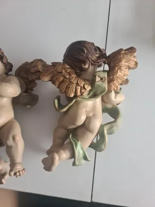 2 Ángeles de cerámica con instrumentos