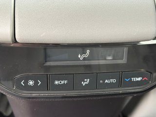 Toyota Highlander 2.5 Advance P. Met. Techo Panorámico
