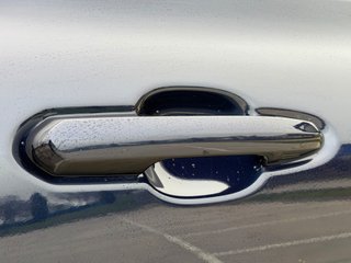 Toyota Highlander 2.5 Advance P. Met. Techo Panorámico