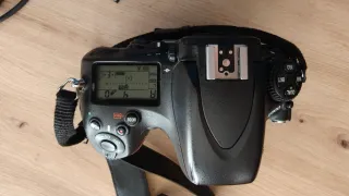 Nikon D800 con Grip y Accesorios