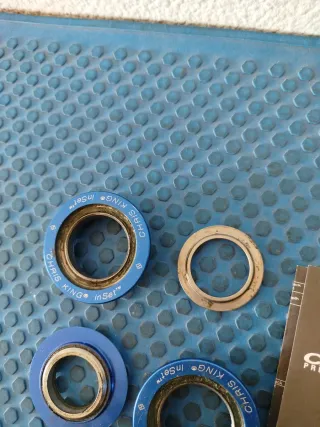 Dirección Chris King InSet