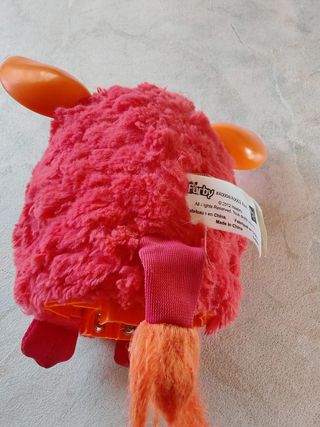 Phoenix Furby Generación 2 2012 Hasbro