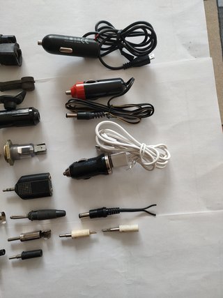 Cargadores mechero, conectores, interruptores