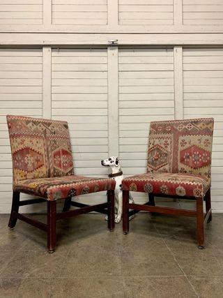 Butacas vintage tapizadas kirin tela y madera