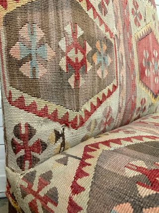 Butacas vintage tapizadas kirin tela y madera