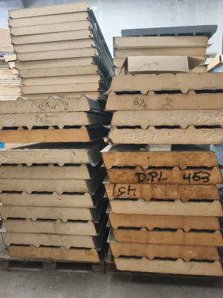 Panel Sándwich Aislante