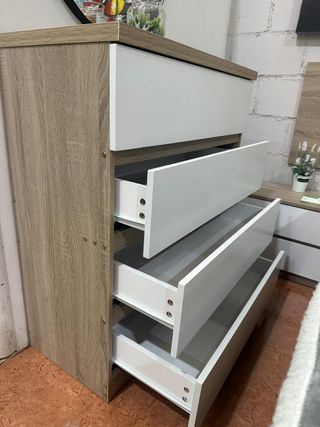 Muebles Habitación: Cabecero, Mesitas y Cómoda