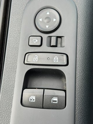 Hyundai Staria 2.2 CRDI Tecno 9S