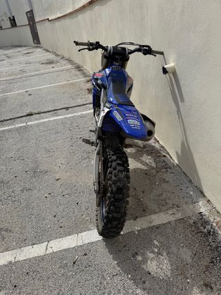 Yamaha YZ450F 2018 - muy buen estado