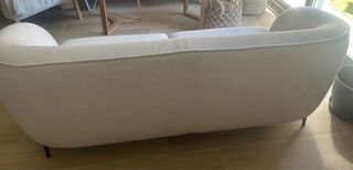 Sofá blanco, prácticamente nuevo  6 meses de uso