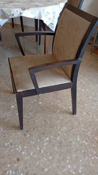 4 Sillas Madera y Metal