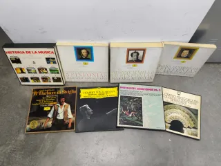 Lote Vinilos Clásica Cajas y Vinilos sueltos