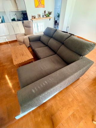 Sofá chaise longue gris reclinable y extraíble