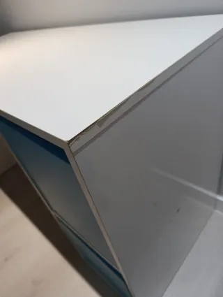 Escritorio juvenil blanco y azul