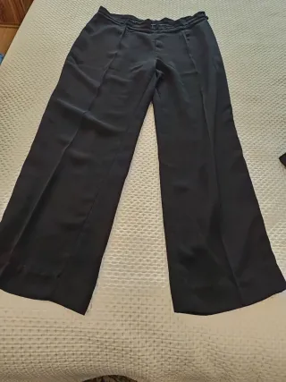 Calças pretas Pilar Rueda tam 44