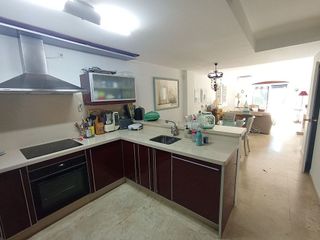 Casa adosada en alquiler en El Padrón - El Velerín - Voladilla en Estepona