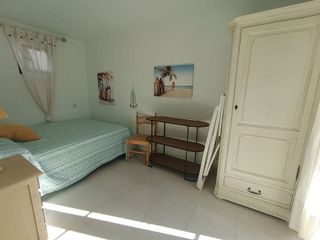 Casa adosada en alquiler en El Padrón - El Velerín - Voladilla en Estepona