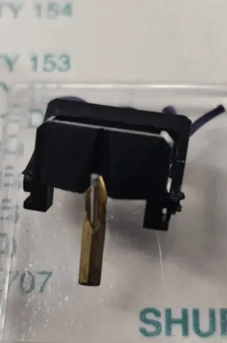 Puntina per giradischi Shure V 15 TIII