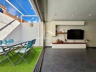 Casa adosada en venta en Aspe