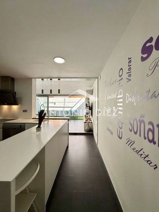 Casa adosada en venta en Aspe