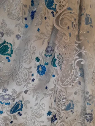 Traje de Fallera 5-7 años con manteletas