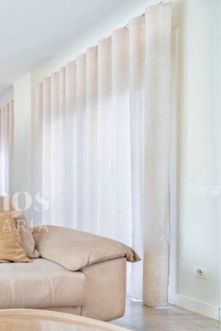 Cortinas de salón hechas a medida.