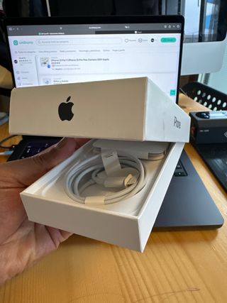 iPhone 14 Pro Caja Original Con Cable