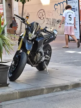 Aprilia Dorsoduro 750 2008