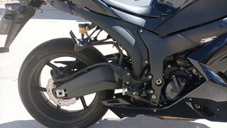 Kawasaki ZX6R 2008 Negra