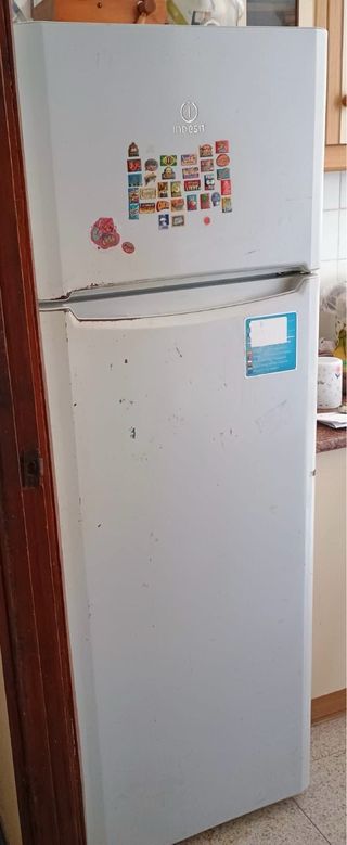 Nevera Indesit Blanca