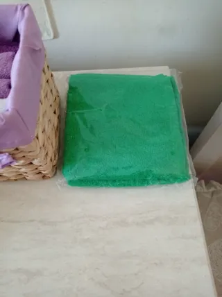 Cestino da bagno con 6 lavette