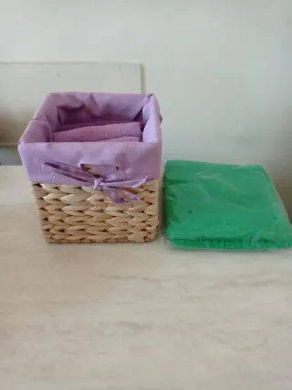 Cestino da bagno con 6 lavette