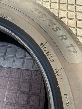 Neumático Michelin 215/65/17 103V