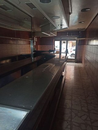 Bar en venta en Pacífico en Madrid
